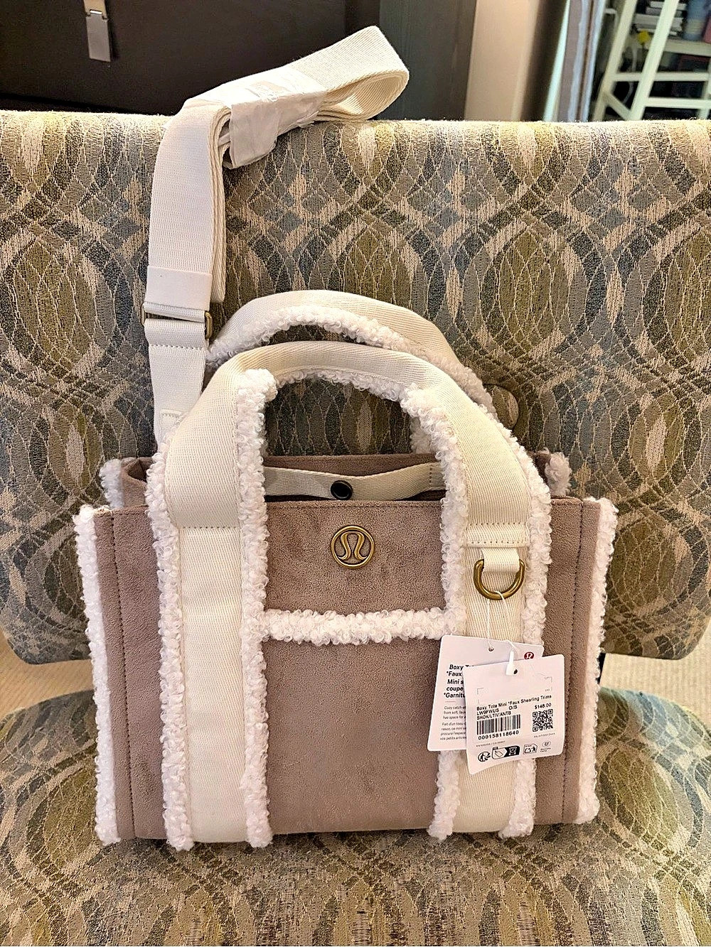 NWT—$148 LULULEMON Boxy Tote Mini Faux Shearling; Sheer Oak, Lt Ivory, Antq Bark
